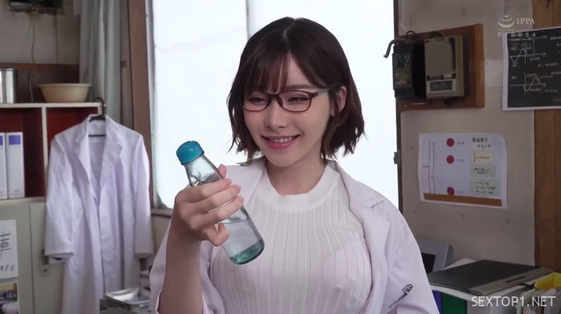 Invite the teacher to drink water containing the aphrodisiac Eimi Fukada